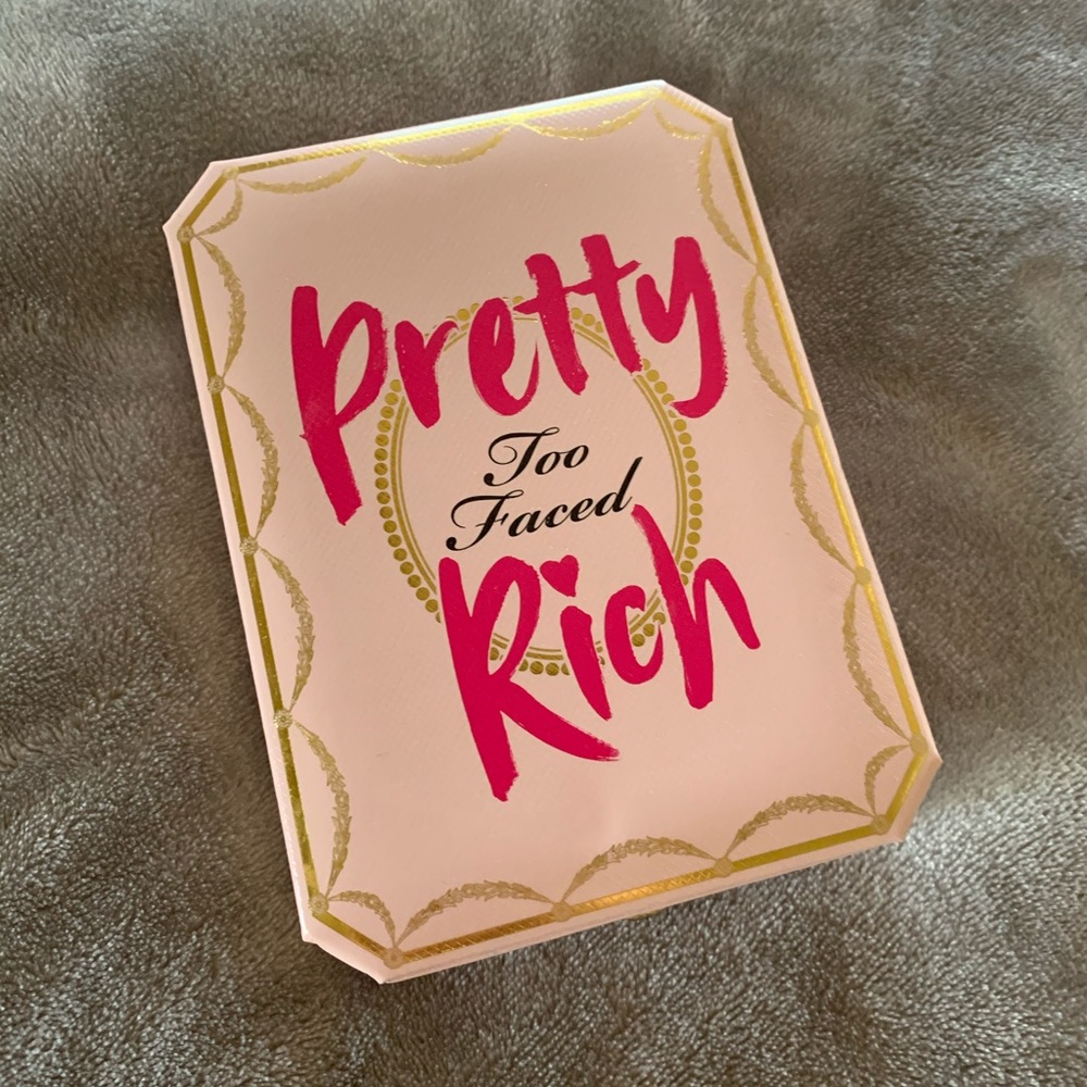 Too Faced Pretty Rich palette